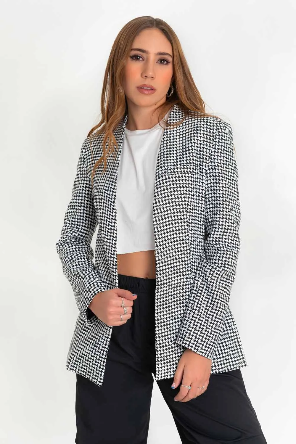 Blazer ajustado de pata de gallo sin solapa