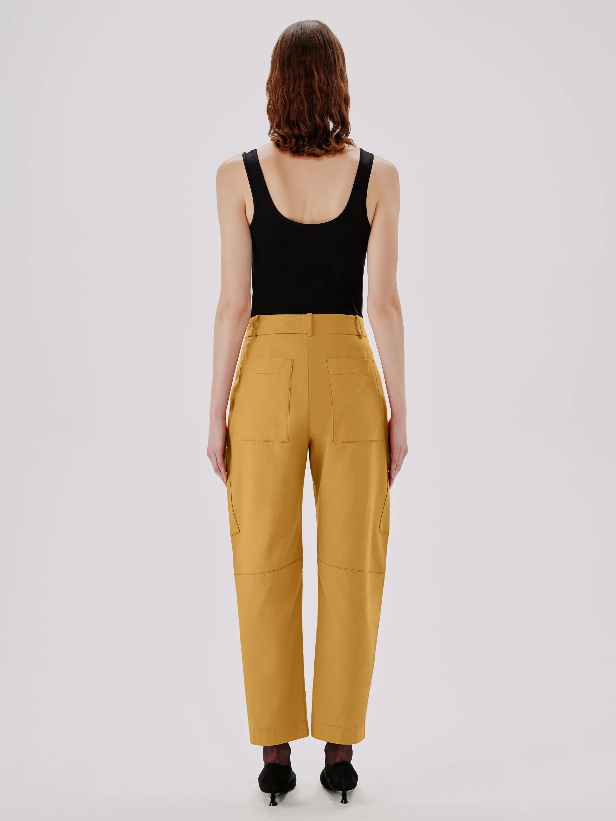 Curved Cargo Pant