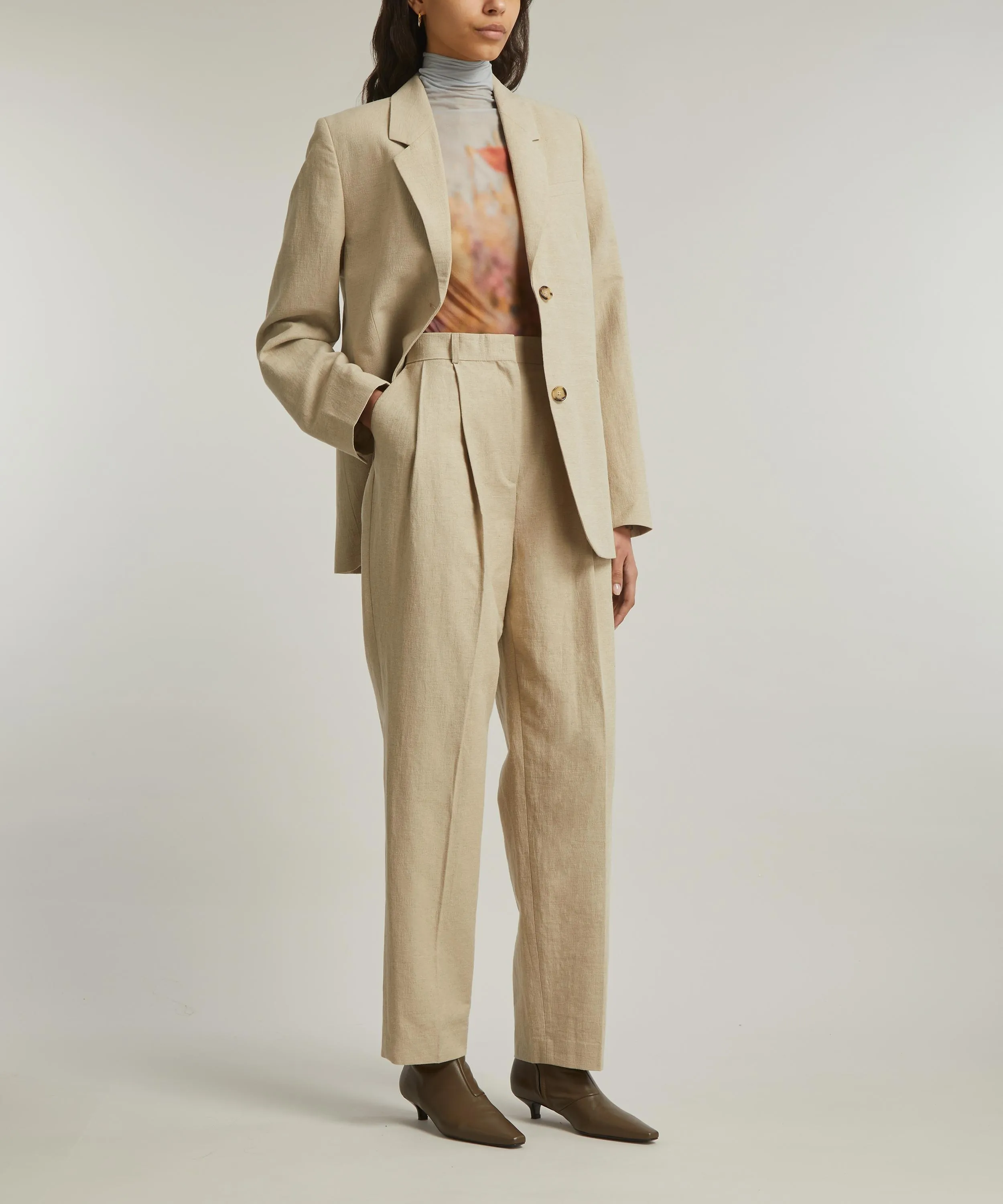 Double-Pleated Linen Tailored Trousers