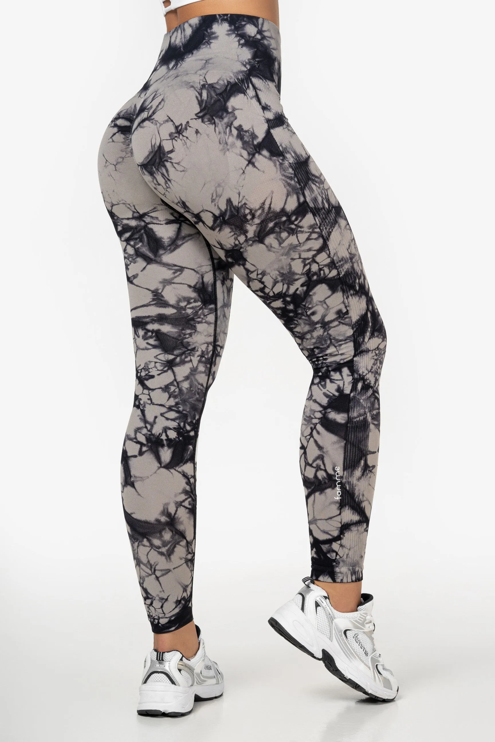 Grey Tie Dye Scrunch Leggings