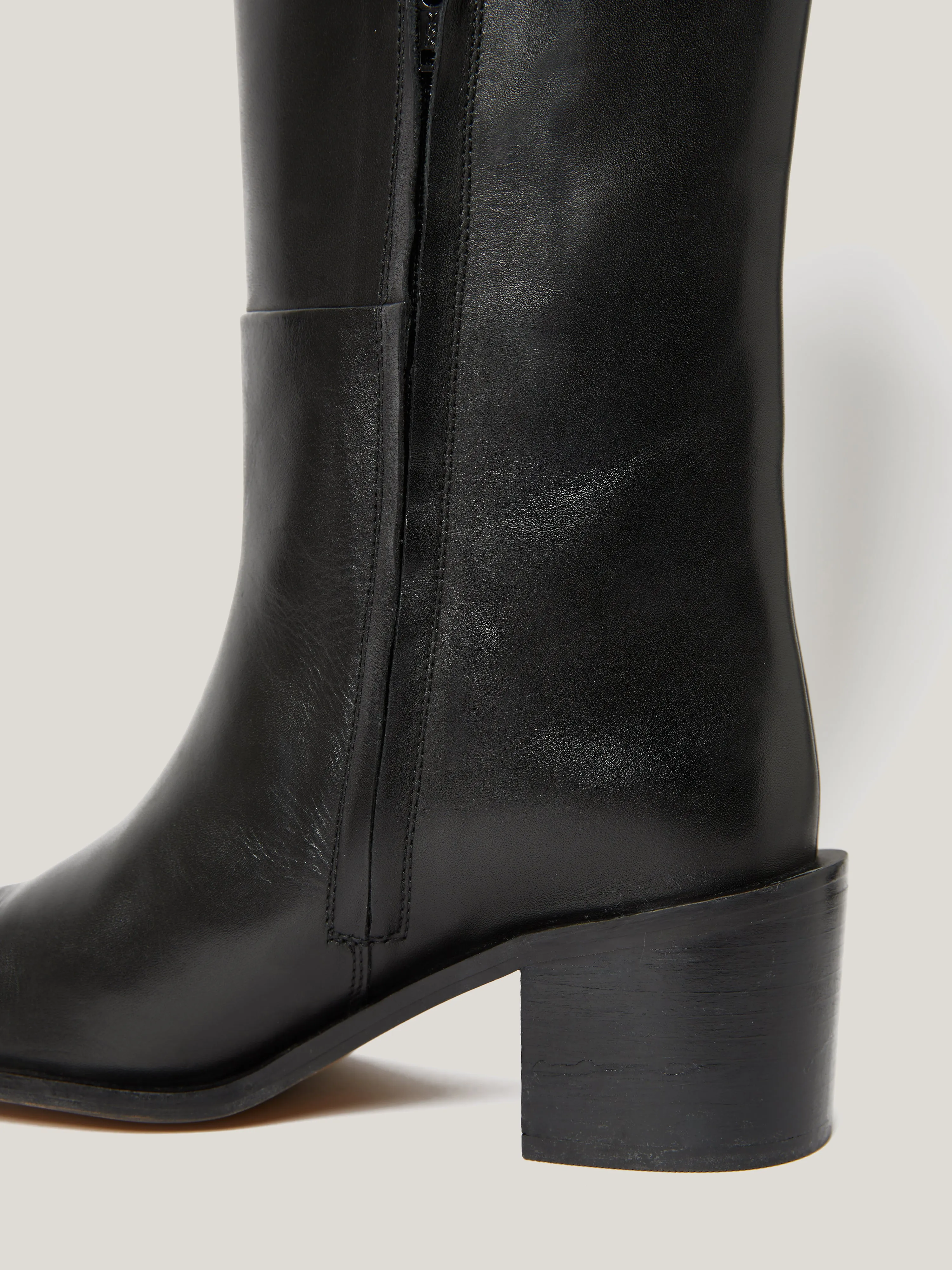 Leather Heeled Riding Boot | Black