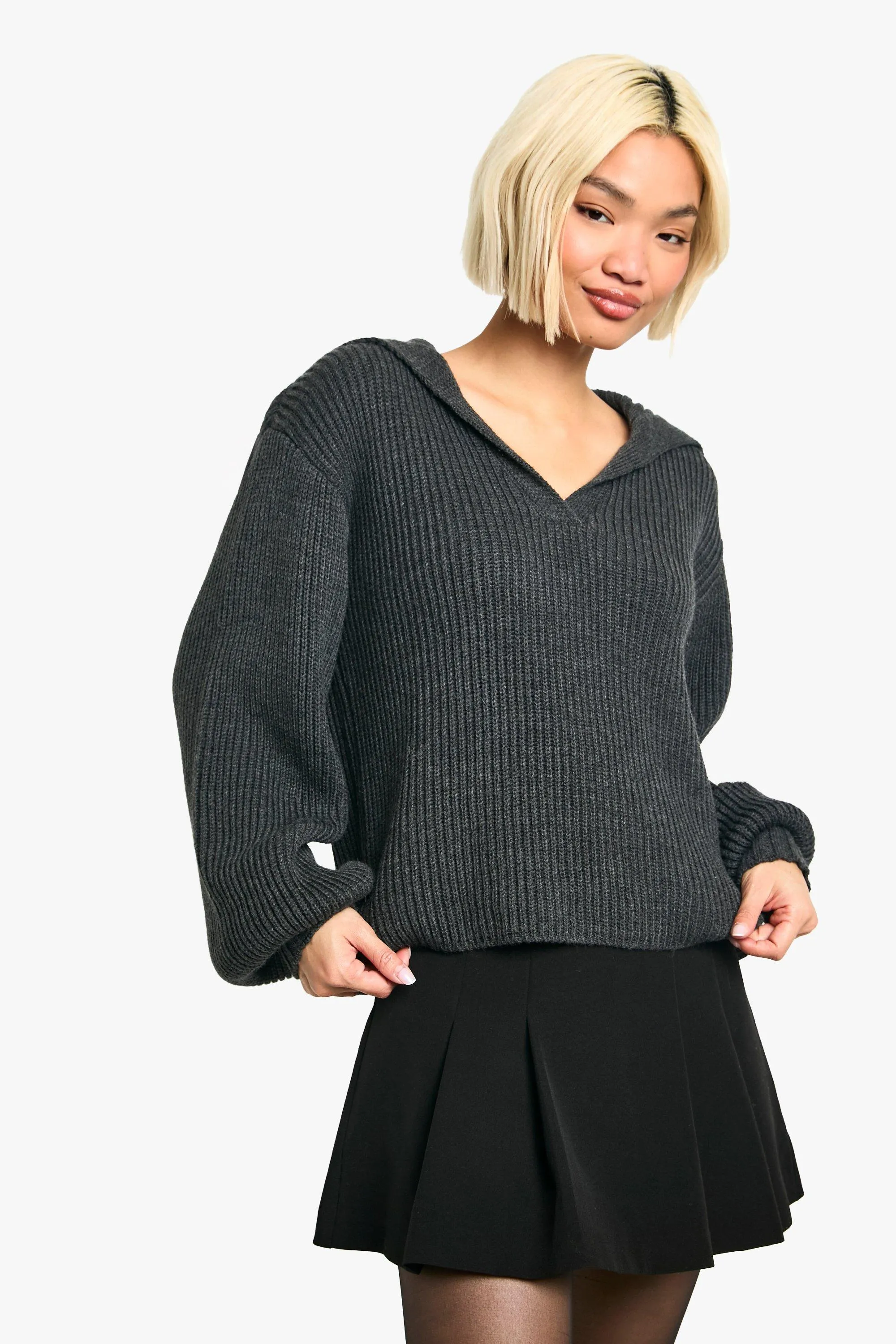 Oversized Collar Detail Chunky Knit V Neck Sweater