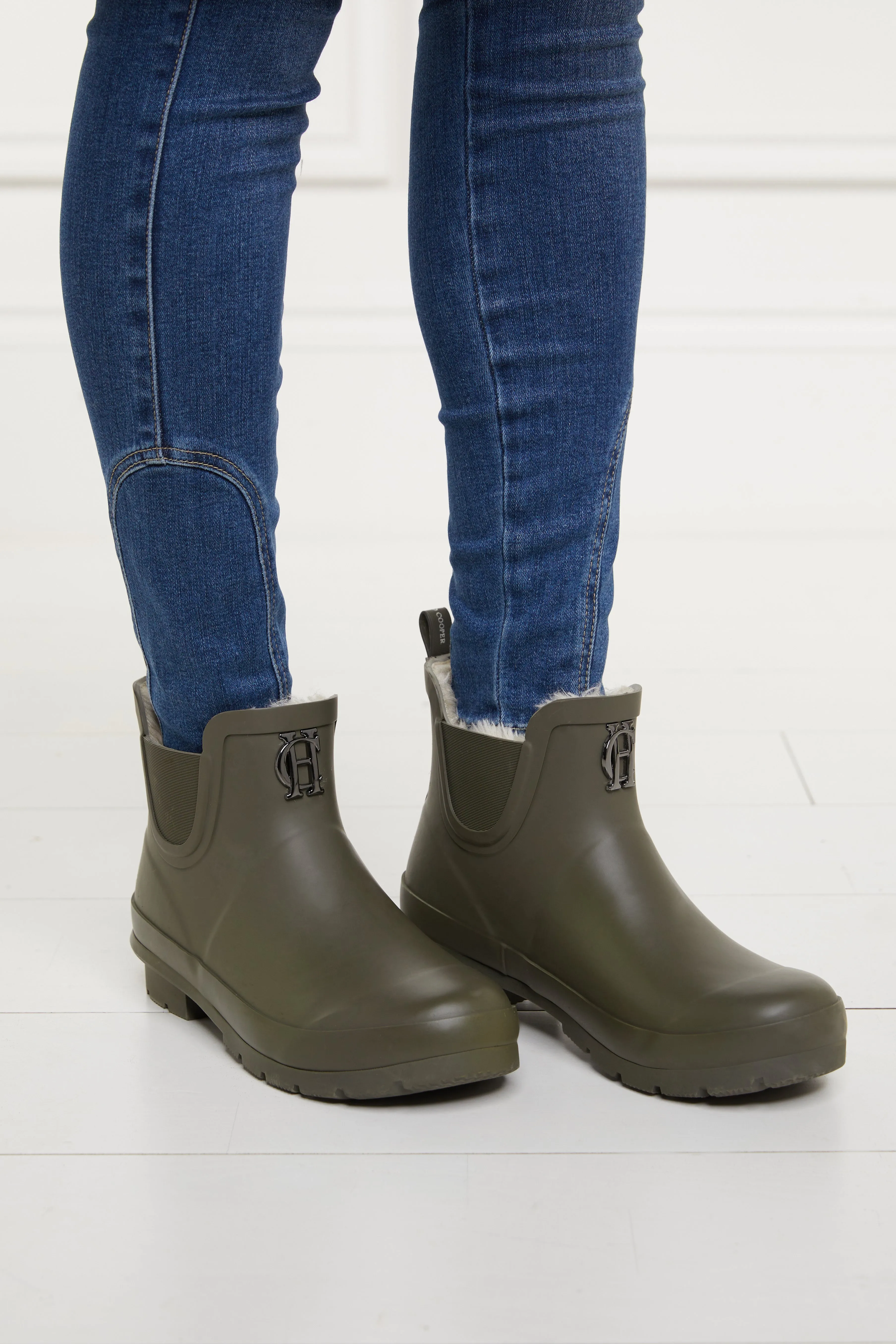 Rubber Chelsea Boot (Matte Green Gunmetal)