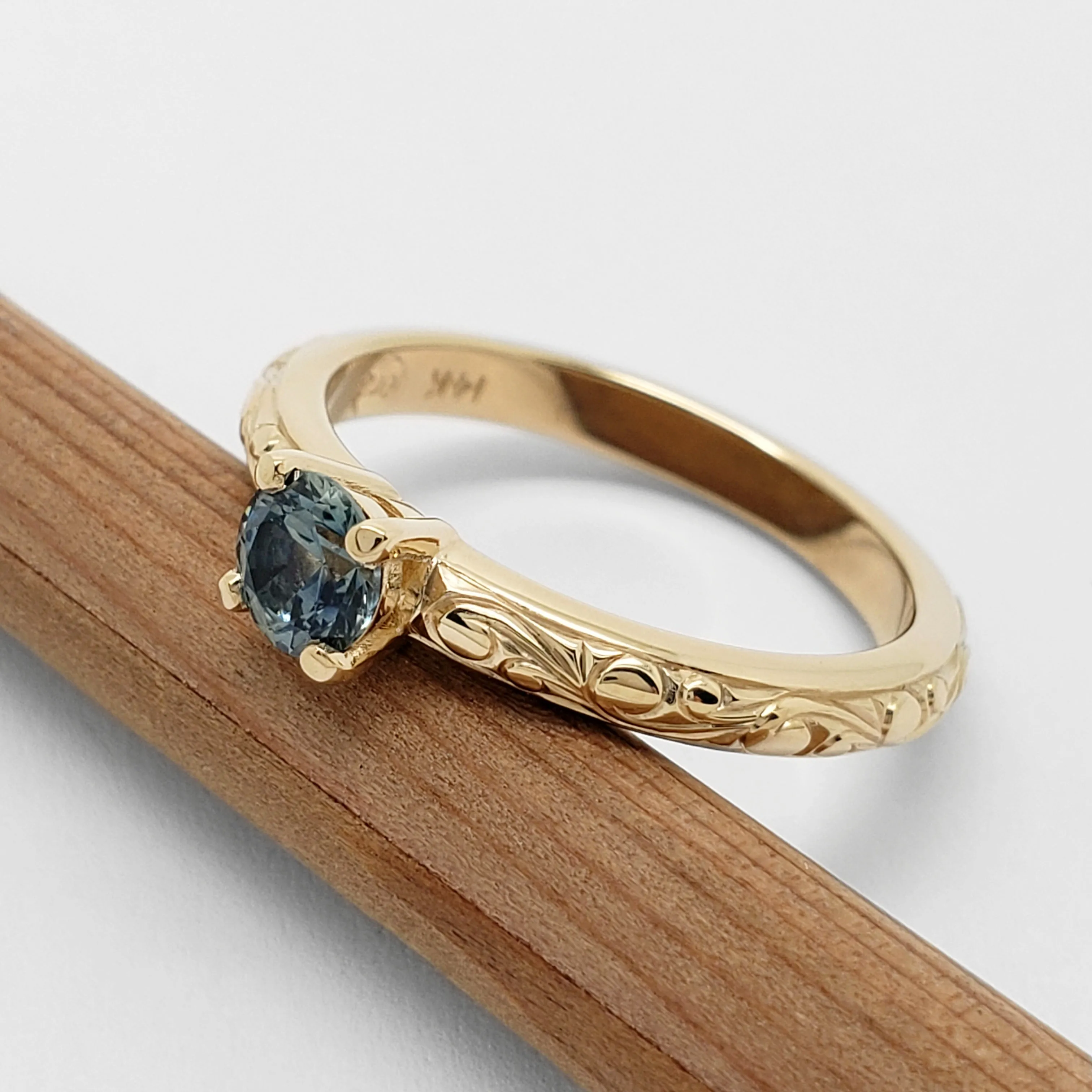 Scroll Willow | Blue Sapphire