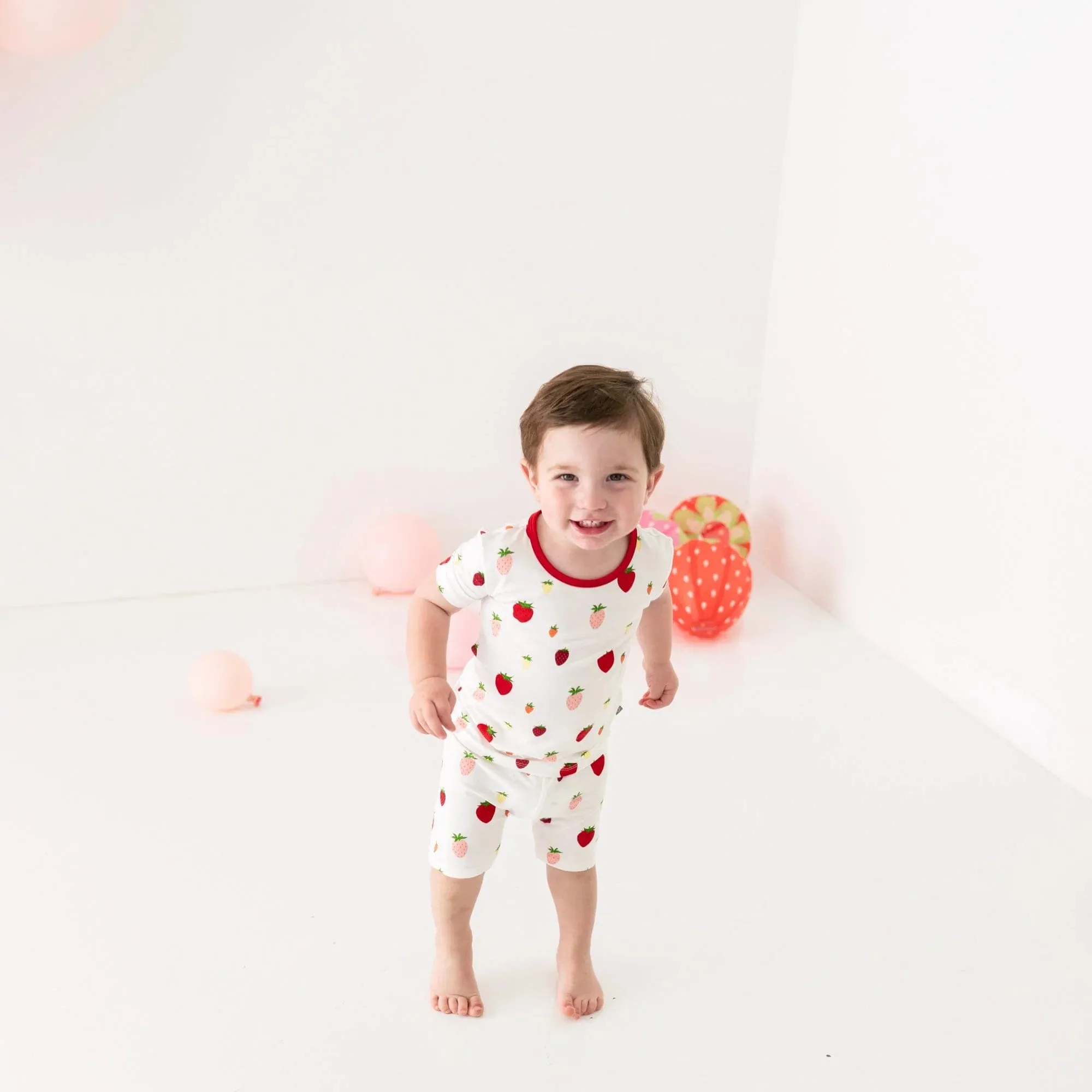 Short Sleeve Pajamas in Strawberry