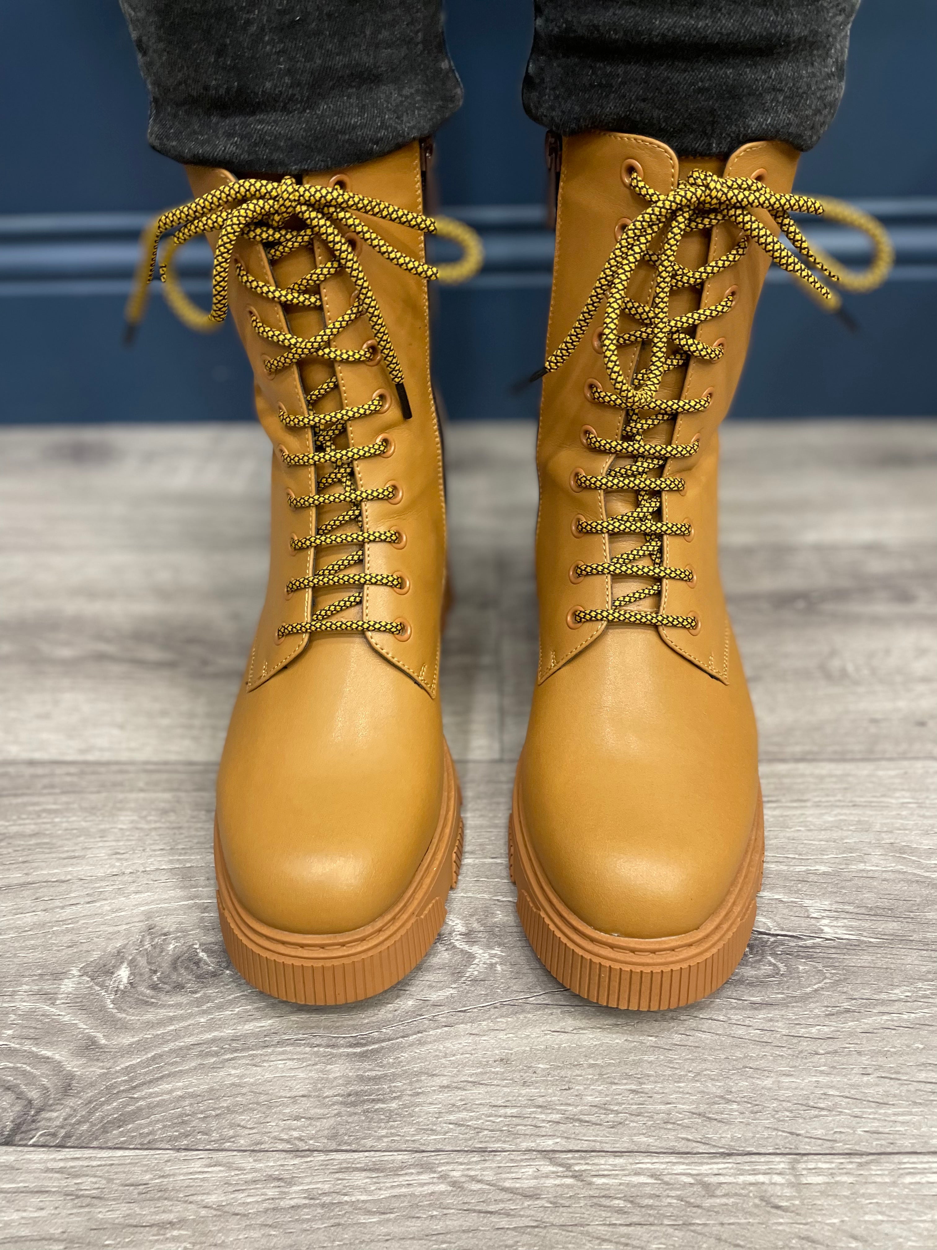 TB Tan Biker Boot