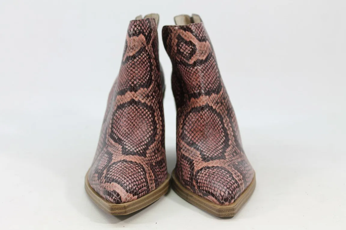 Vince Camuto Gigietta Women's Pink Snake Boots 5.5M(ZAP13759)