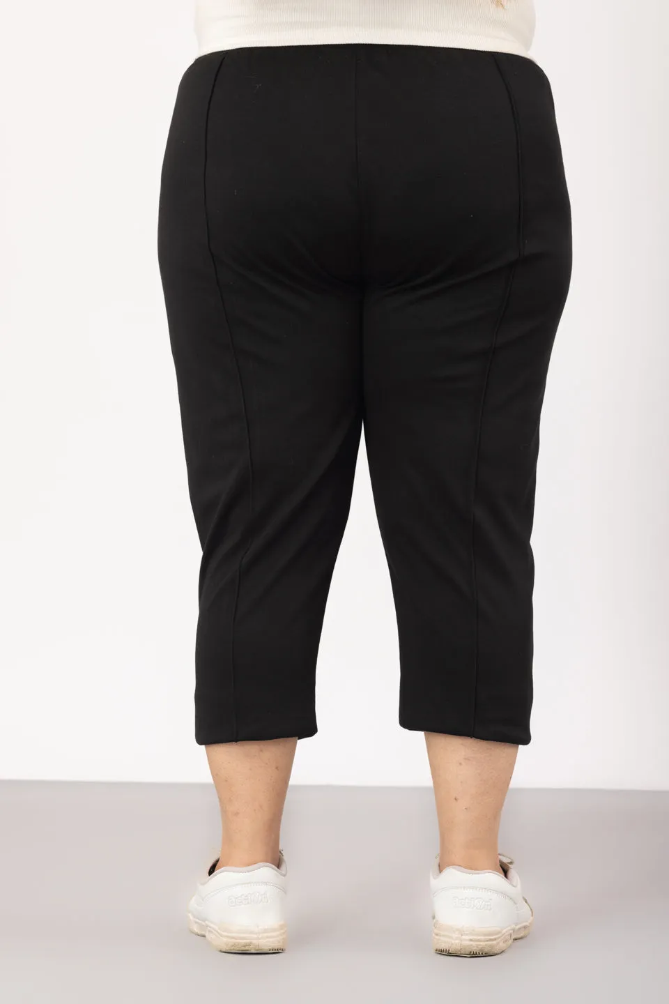 Women Capris - Cotton Capri Pants - Black